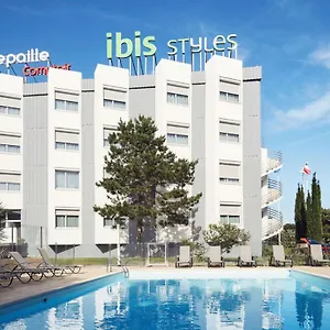3* Hotel Ibis Styles Toulon Sur